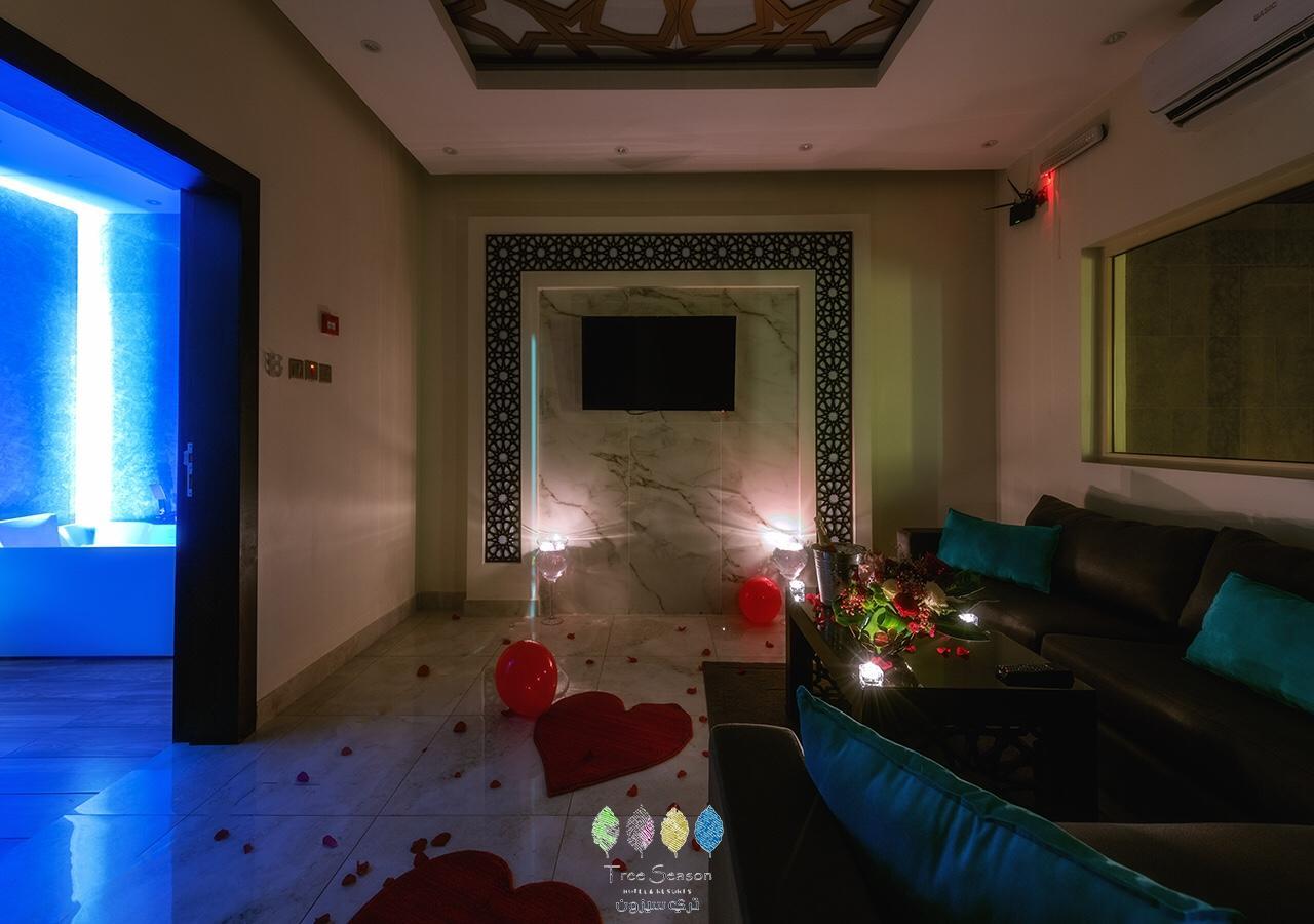 Tree Season Chalets Khamis Mushait Exterior photo